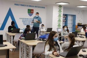 Cursuri de inițiere în Grafică și Robotică Promoția II